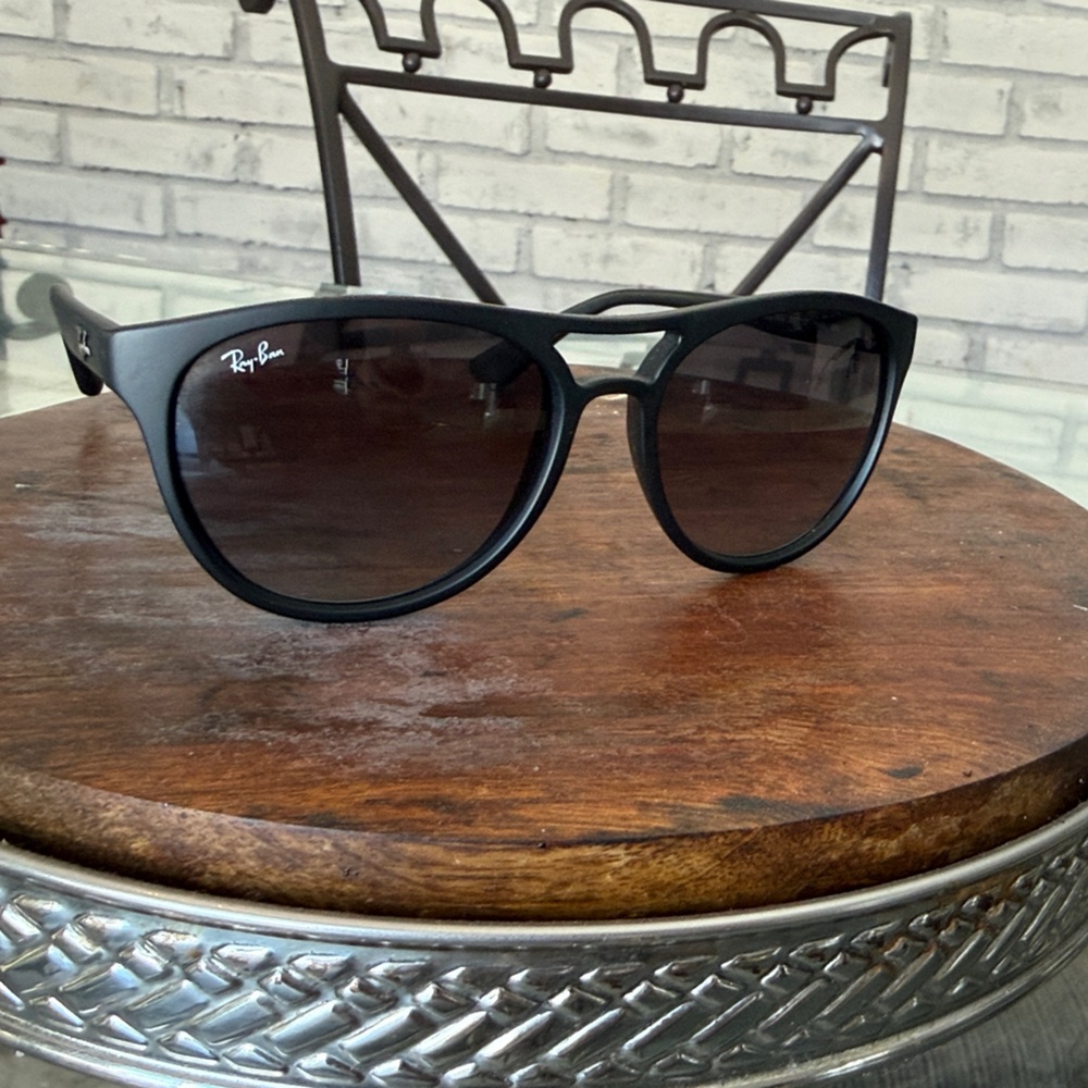 Ray-Ban Classic Black Sunglasses
